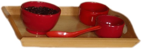 SPOONING FROM MASTER BOWL TO TWO  UNEQUAL BOWLS(Master bowl,two unequal bowls,tray with a spoon)