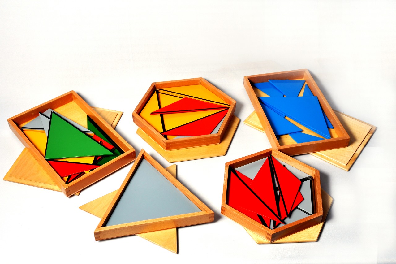 CONSTRUCTIVE TRIANGLES SET OF 5 (ECONOMY)